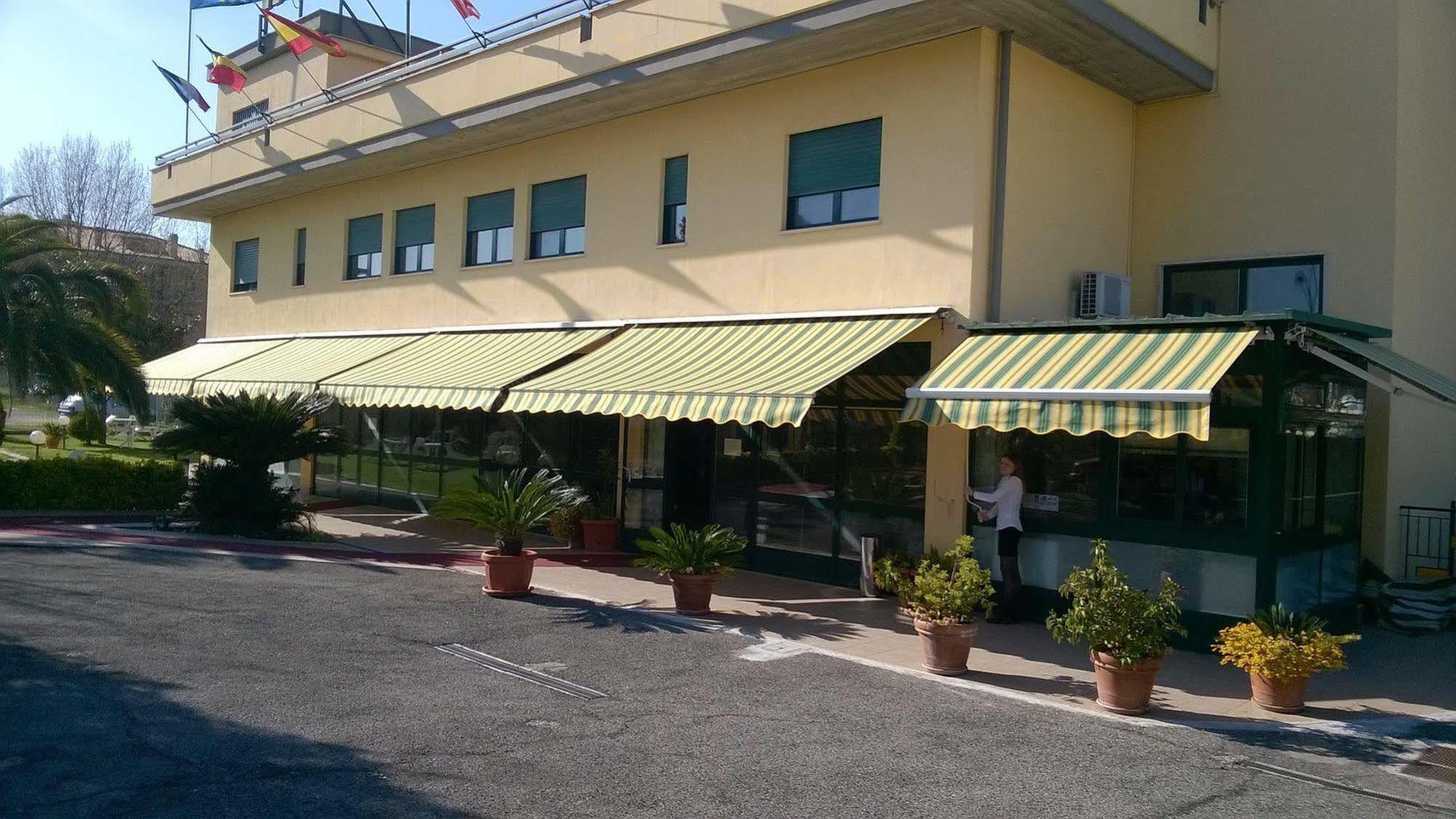 Hotel Laurence Roma Exterior foto